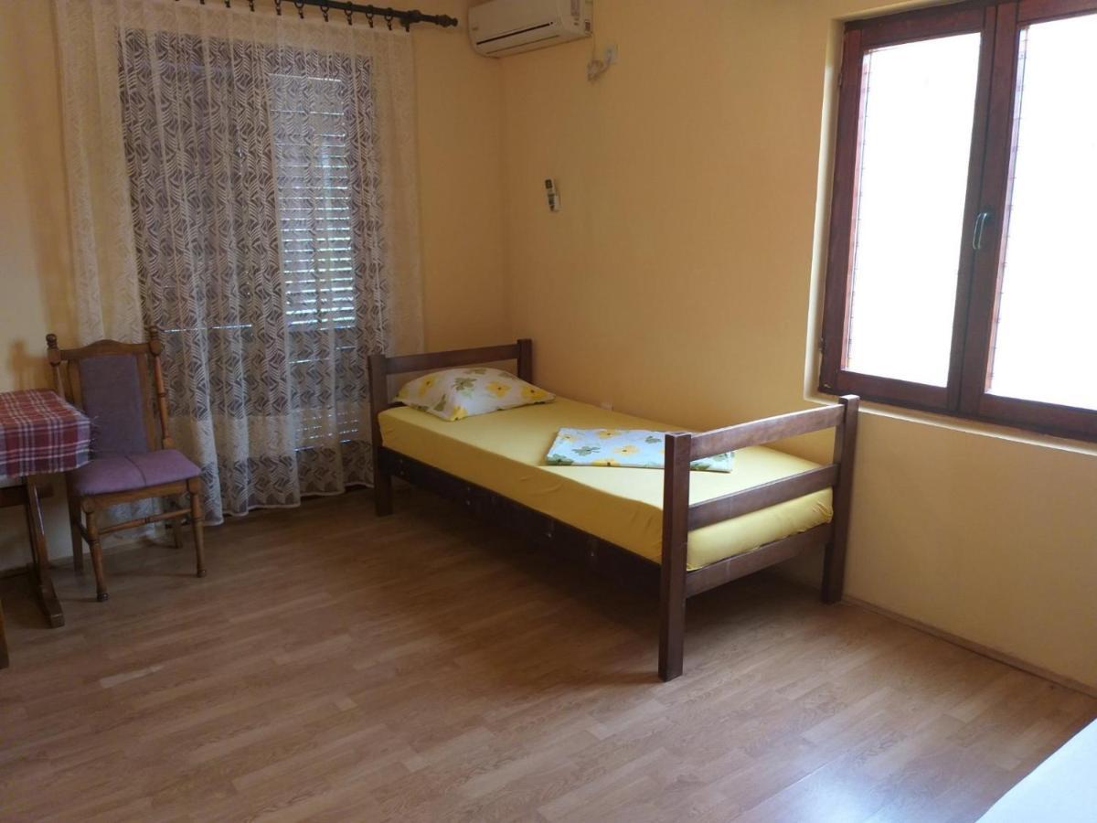 Apartment Davidovic Tivat Exterior foto